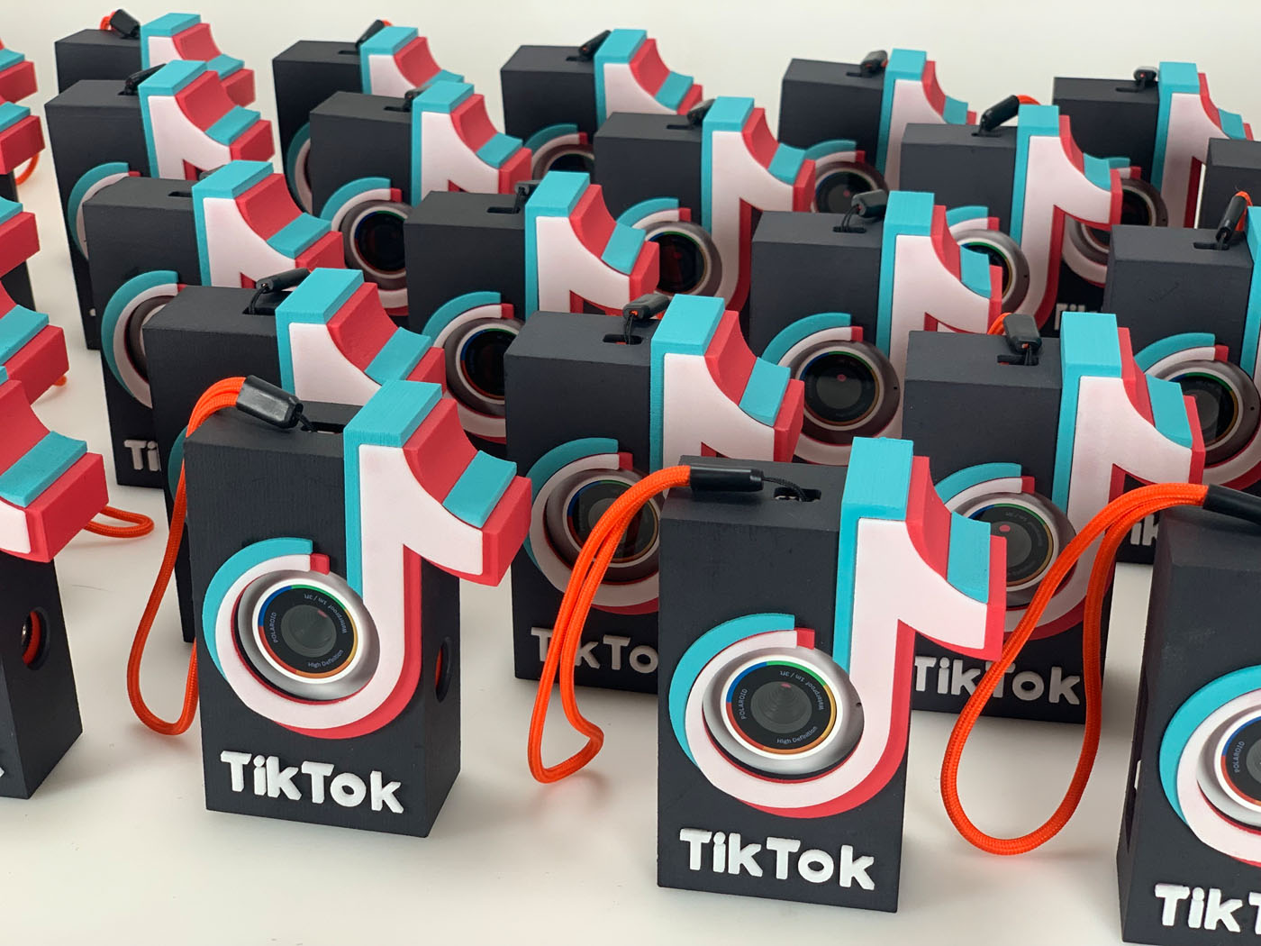 custom 3d fabrication for branded event displays and installations